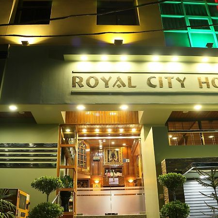 Royal City Hotel Mandalay Extérieur photo