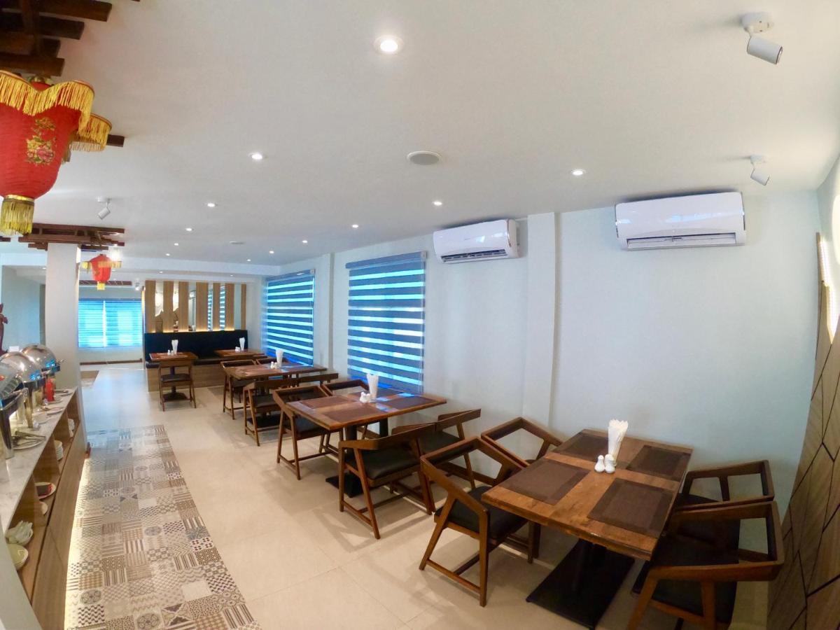 Royal City Hotel Mandalay Extérieur photo